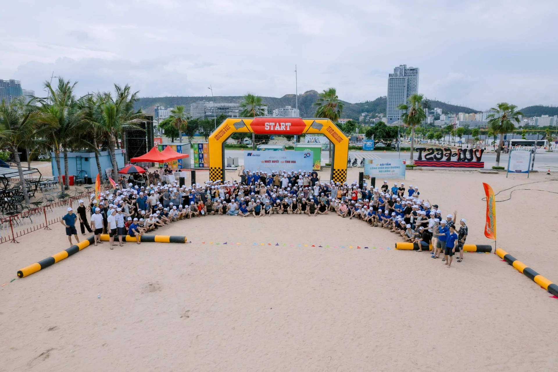 Team Building và Chung kết Hội thao “Sức mạnh 20 – Chinh phục để vươn xa”diễn ra tại Thành phố biển Hạ Long chào mừng 20 năm thành lập Công ty TNHH Sản xuất & Thương mại Minh Ngọc đã kết thúc thành công rực rỡ